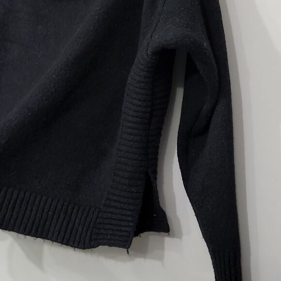 Forever 21 black boat neck side split sweater Small - Picture 3 of 5